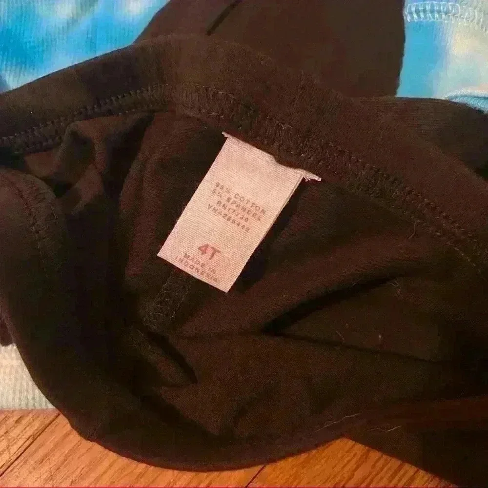 New Gap tie dye thermal top with cupcake leggings